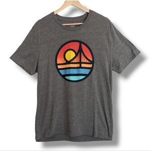 Old‎ Navy Graphic Print Tee Large Gray Bay Bridge Sunset